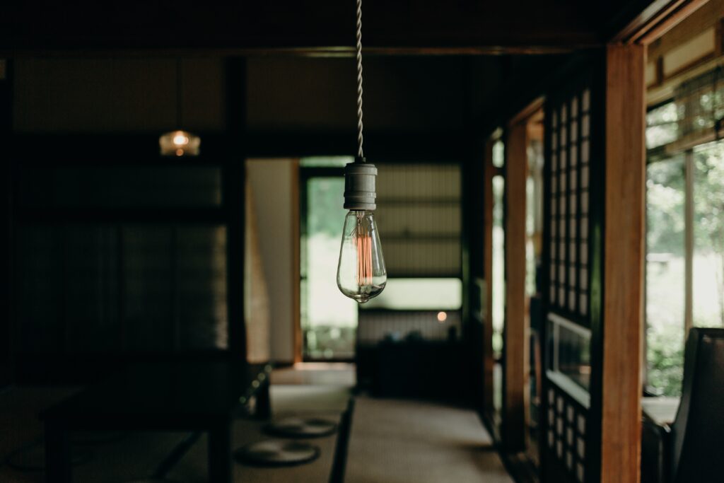Лампочка Эдисона в интерьере