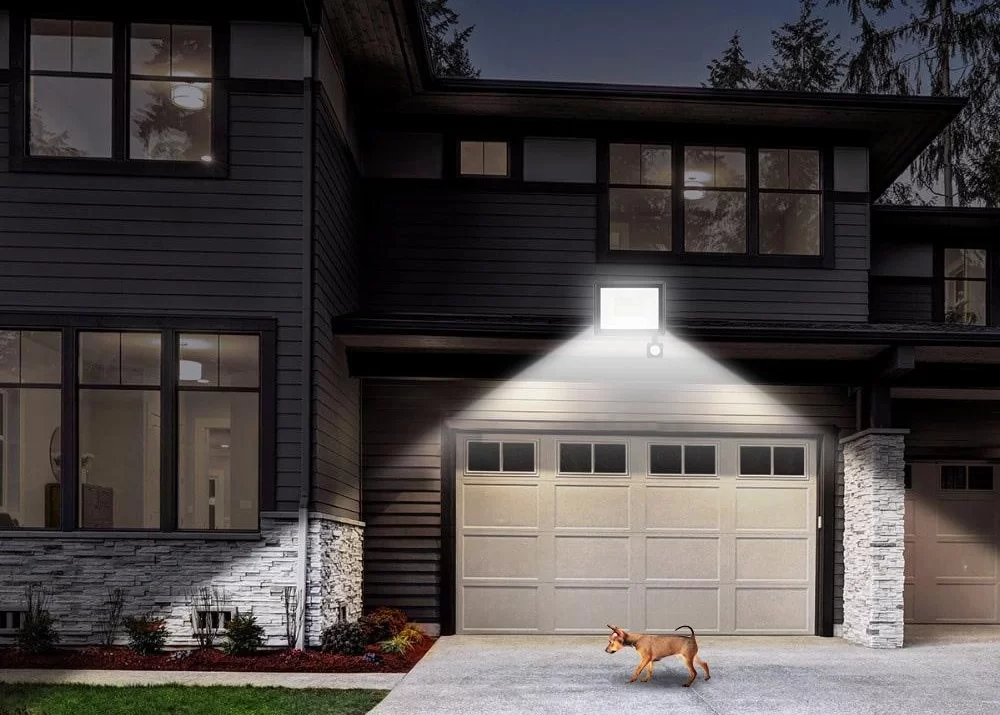 Підключення вуличного світильника з датчиком руху