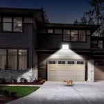 Підключення вуличного світильника з датчиком руху 1